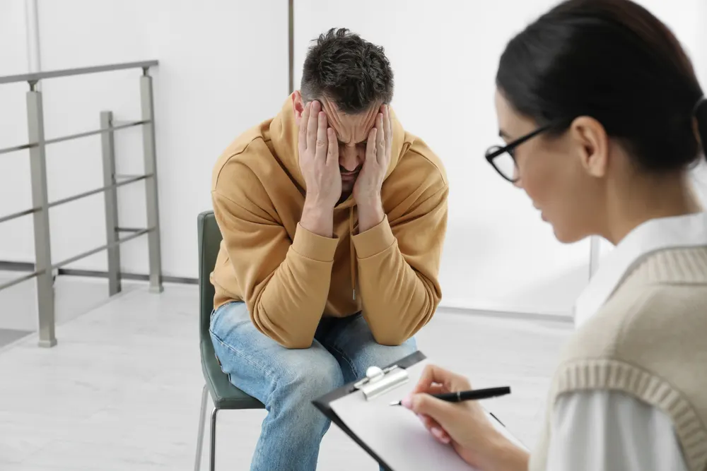 behavioral-therapy-medical-detox-overcoming-drug-alcohol-withdrawal-evidence-based-medication-assisted-treatment