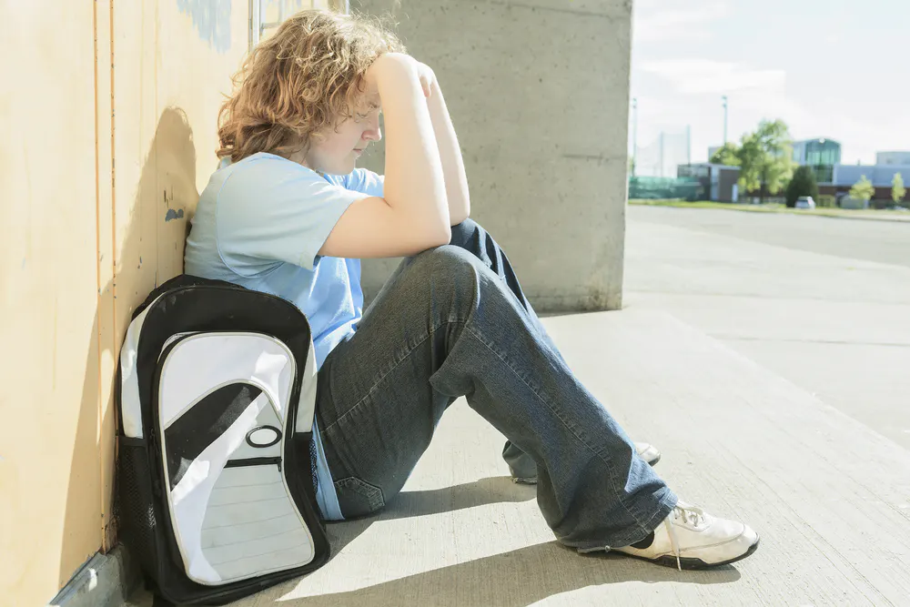 cognitive-behavioral-therapy-help-for-young-adult-teen-substance-use-disorder-amphetamine-and-dextroamphetamine-snort-Adderall-outpatient-rehab